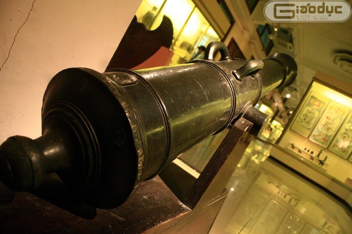 Súng thần cơ - một trong những loại vũ khí đáng tự hào của dân tộc Việt do Hồ Nguyên Trừng chế tạo ra